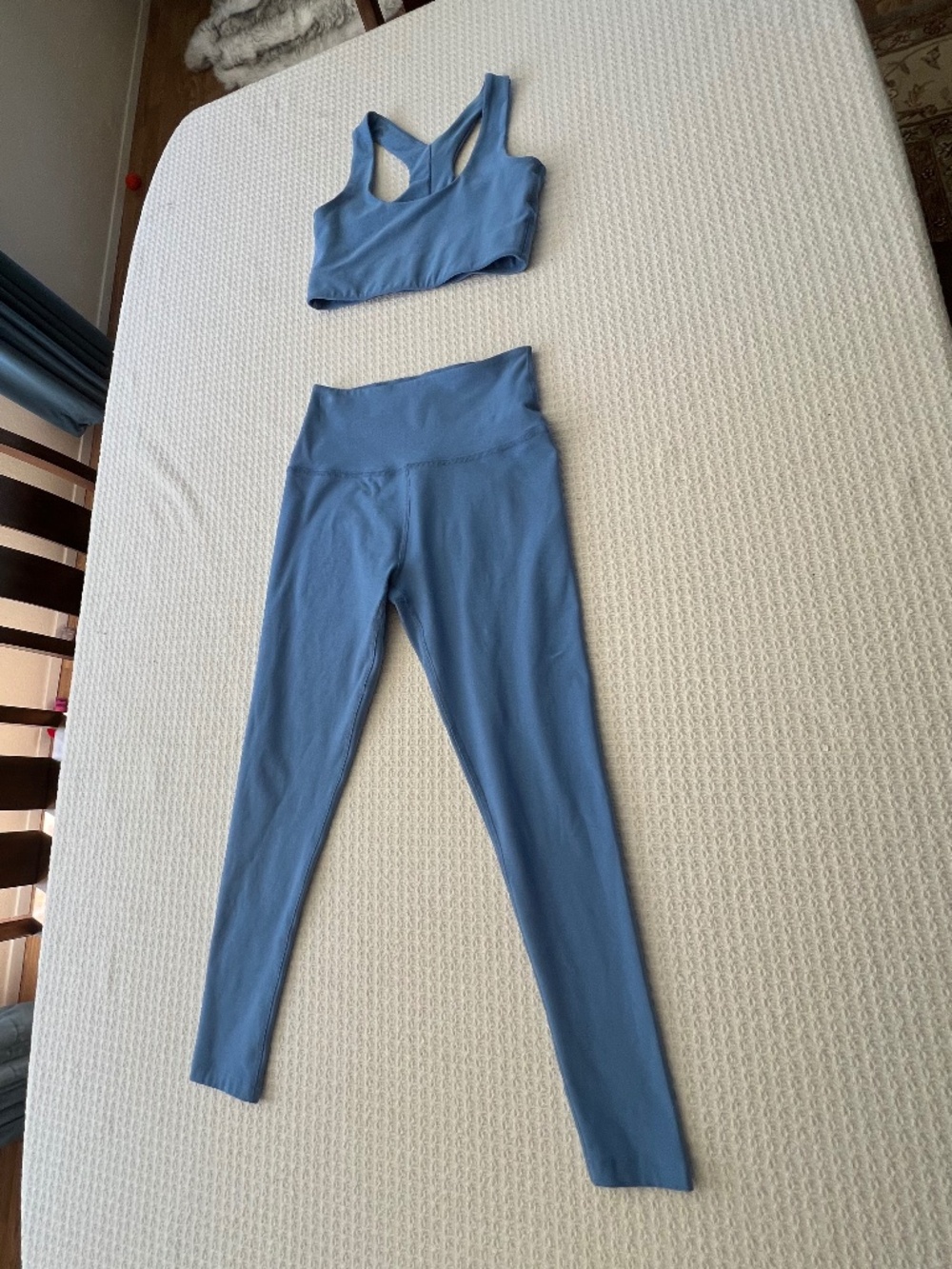 Beyond Yoga Spacedye™ Simplicity Long Line Bra Size S and Mid Rise Legging M